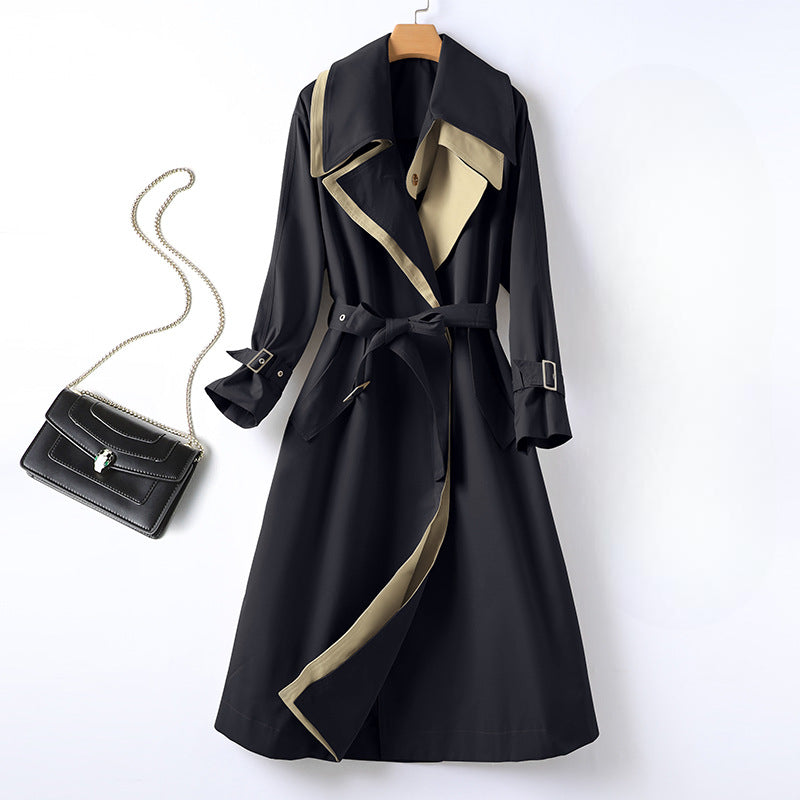 Trenchcoat mit kontrastierendem Futter und Gürtel – Amie 
